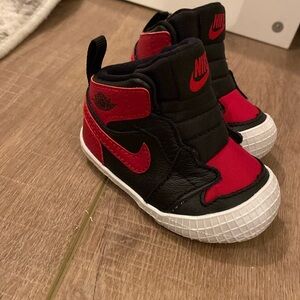 Red/black Nike sky Jordan crib shoes size 2 EEUC